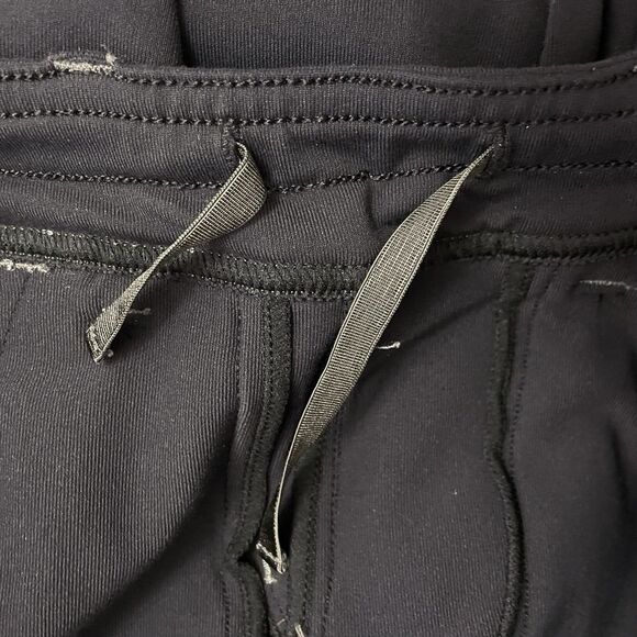 Kuhl Black Stretch Knit Slim Straight Pull On Hiking Athleisure Pants Size 2 - Picture 6 of 9